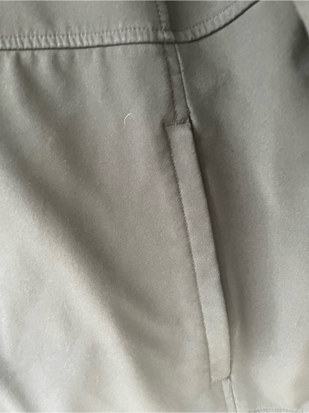 Columbia black lightweight full zip softshell jacket fleecy interior pockets;XL - Picture 4 of 7